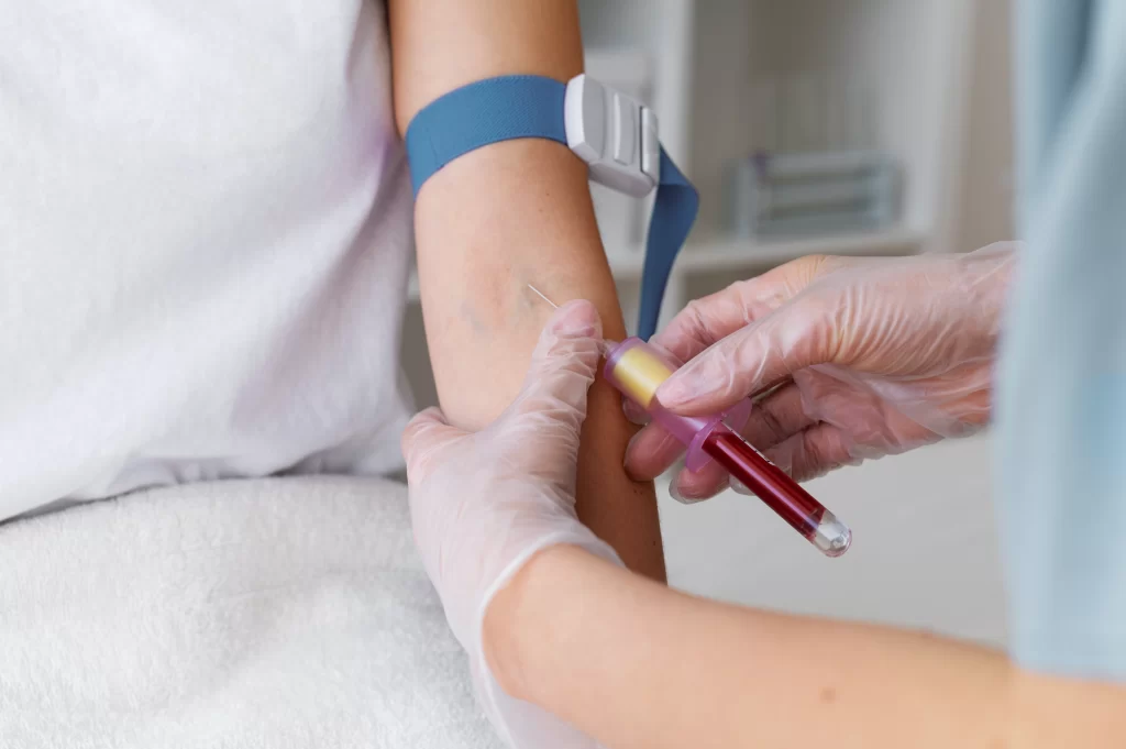 Comparación de catéter venoso central y periférico usados en hospitales de Guatemala